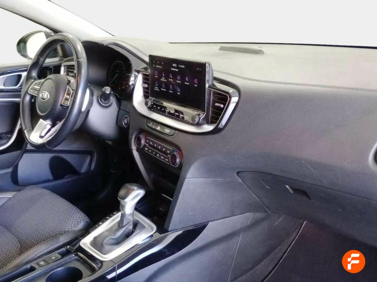 Foto Kia XCeed 11