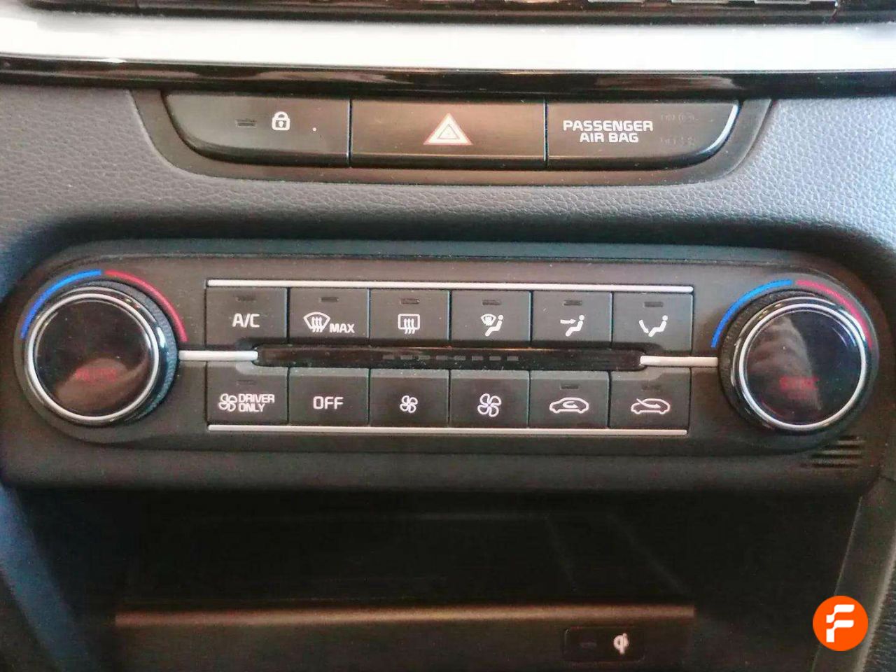 Foto Kia XCeed 17