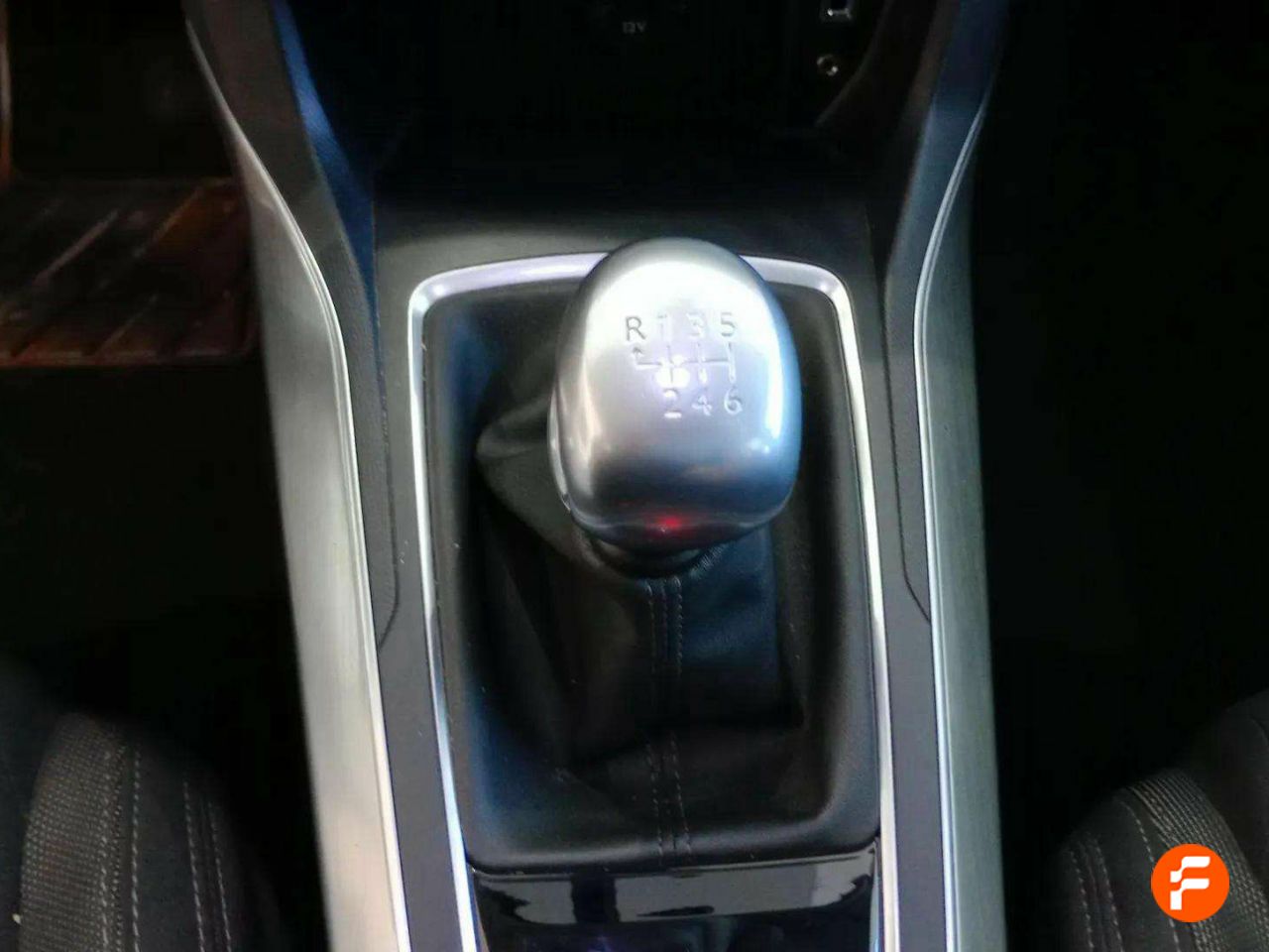 Foto Peugeot 308 15