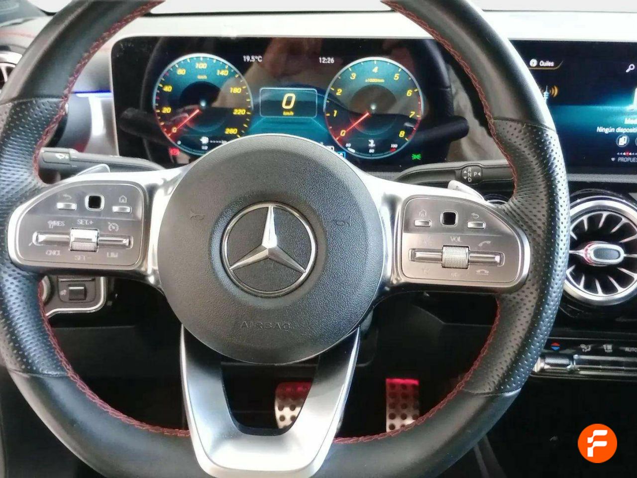 Foto Mercedes-Benz Clase CLA 10