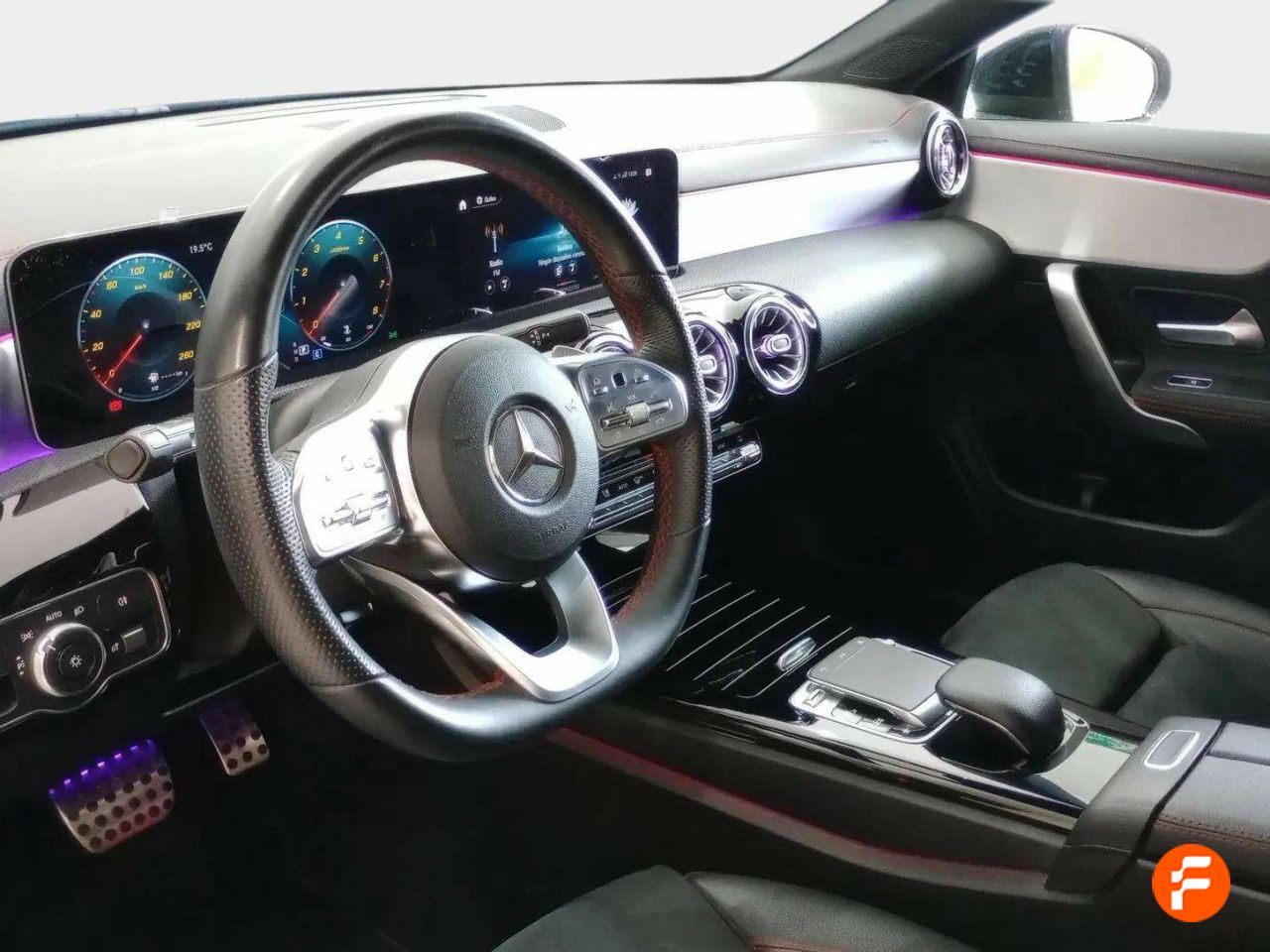 Foto Mercedes-Benz Clase CLA 13