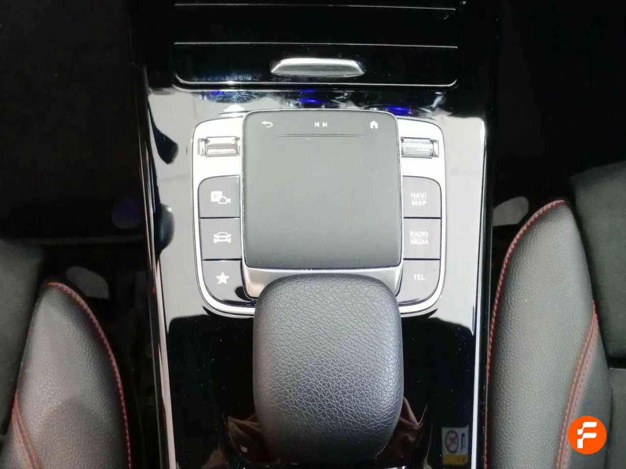 Foto Mercedes-Benz Clase CLA 15