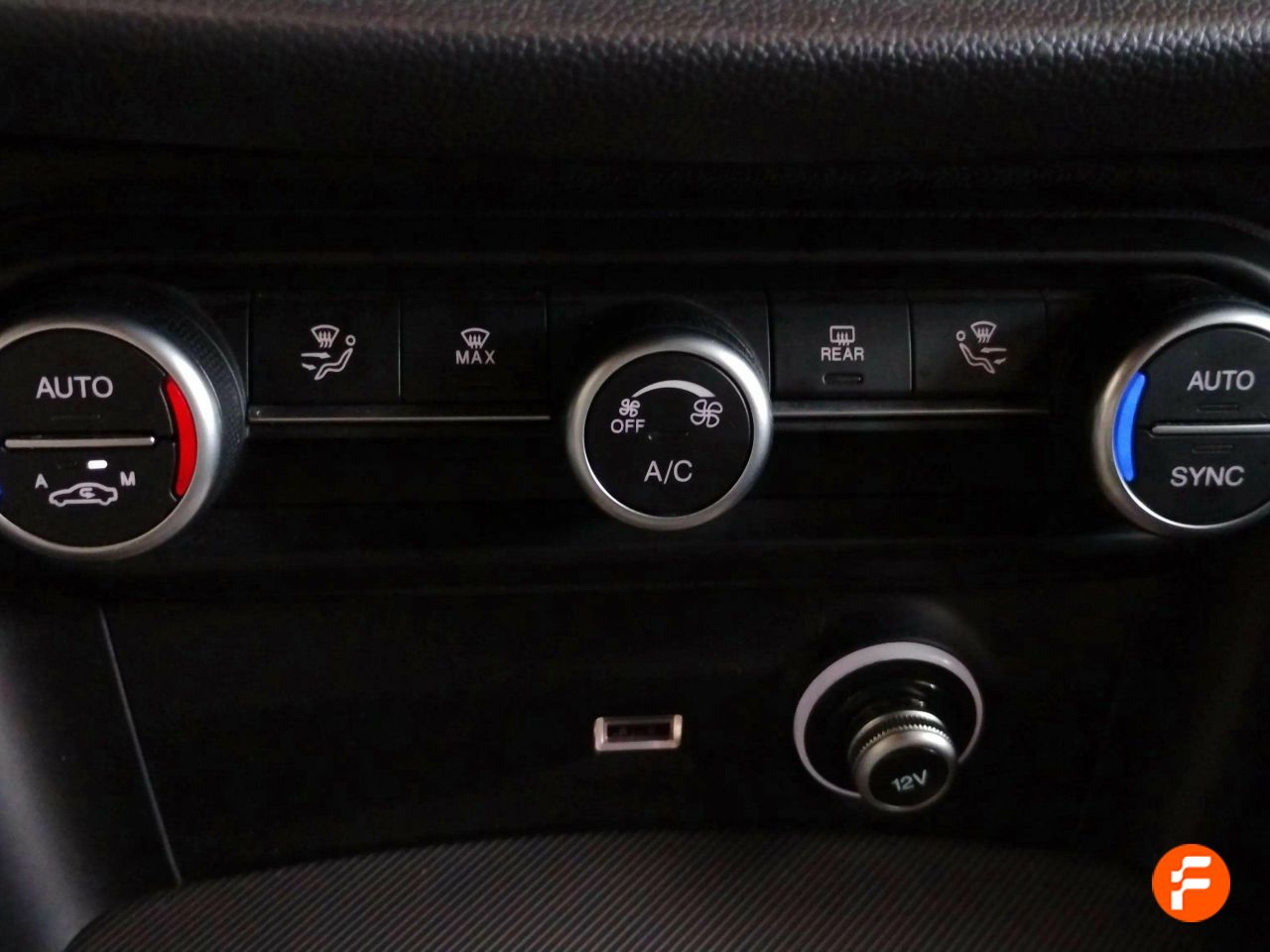 Foto Alfa Romeo Stelvio 23
