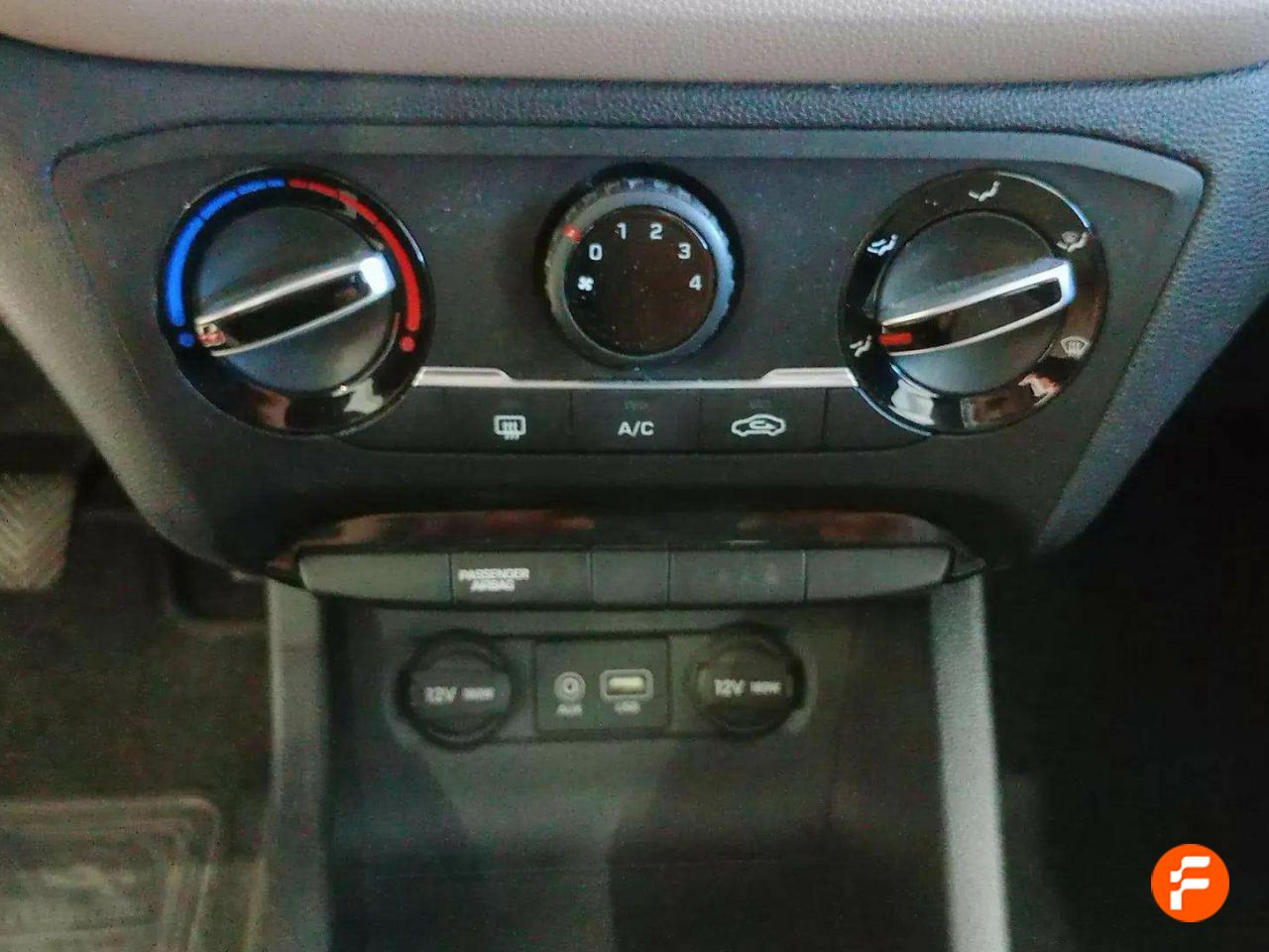 Foto Hyundai i20 16