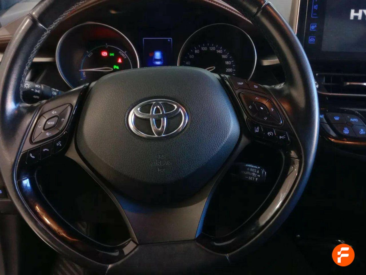 Foto Toyota C-HR 9