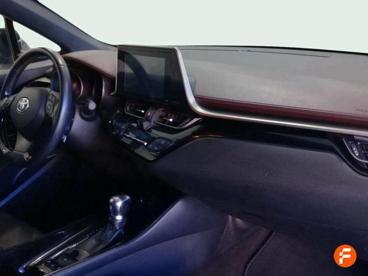 Foto Toyota C-HR 11