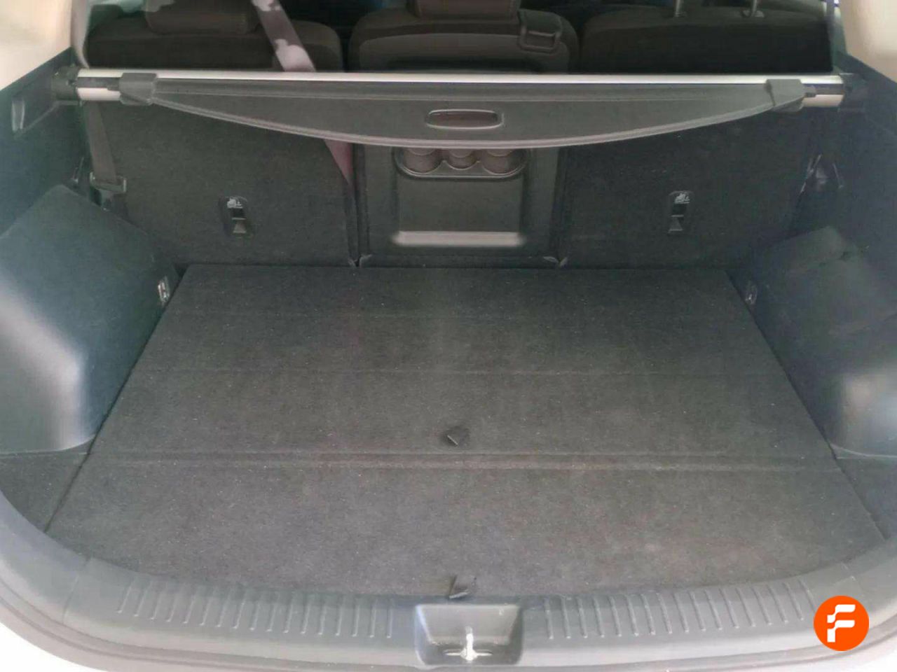Foto Kia Carens 14