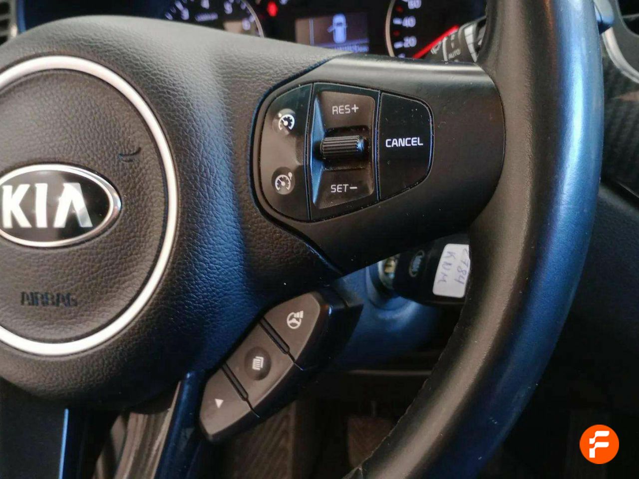 Foto Kia Carens 21