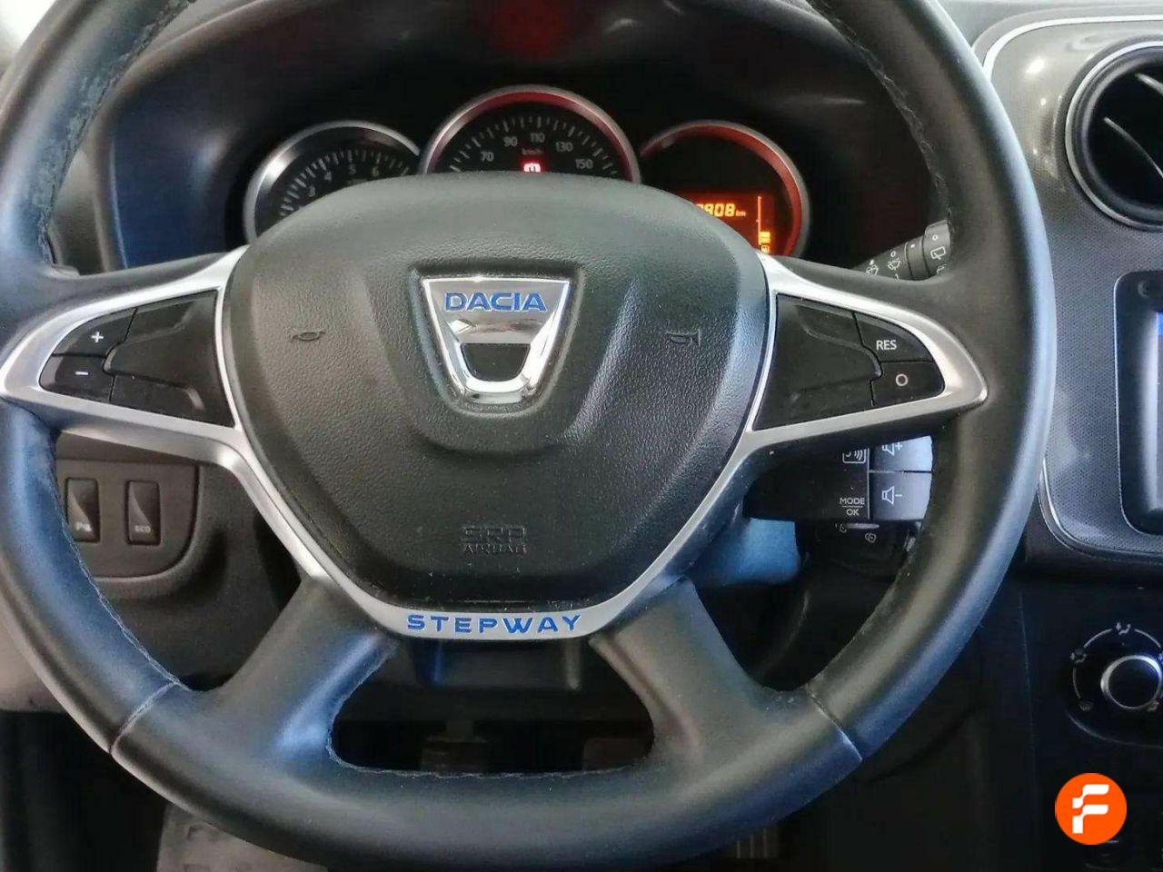 Foto Dacia Sandero 10