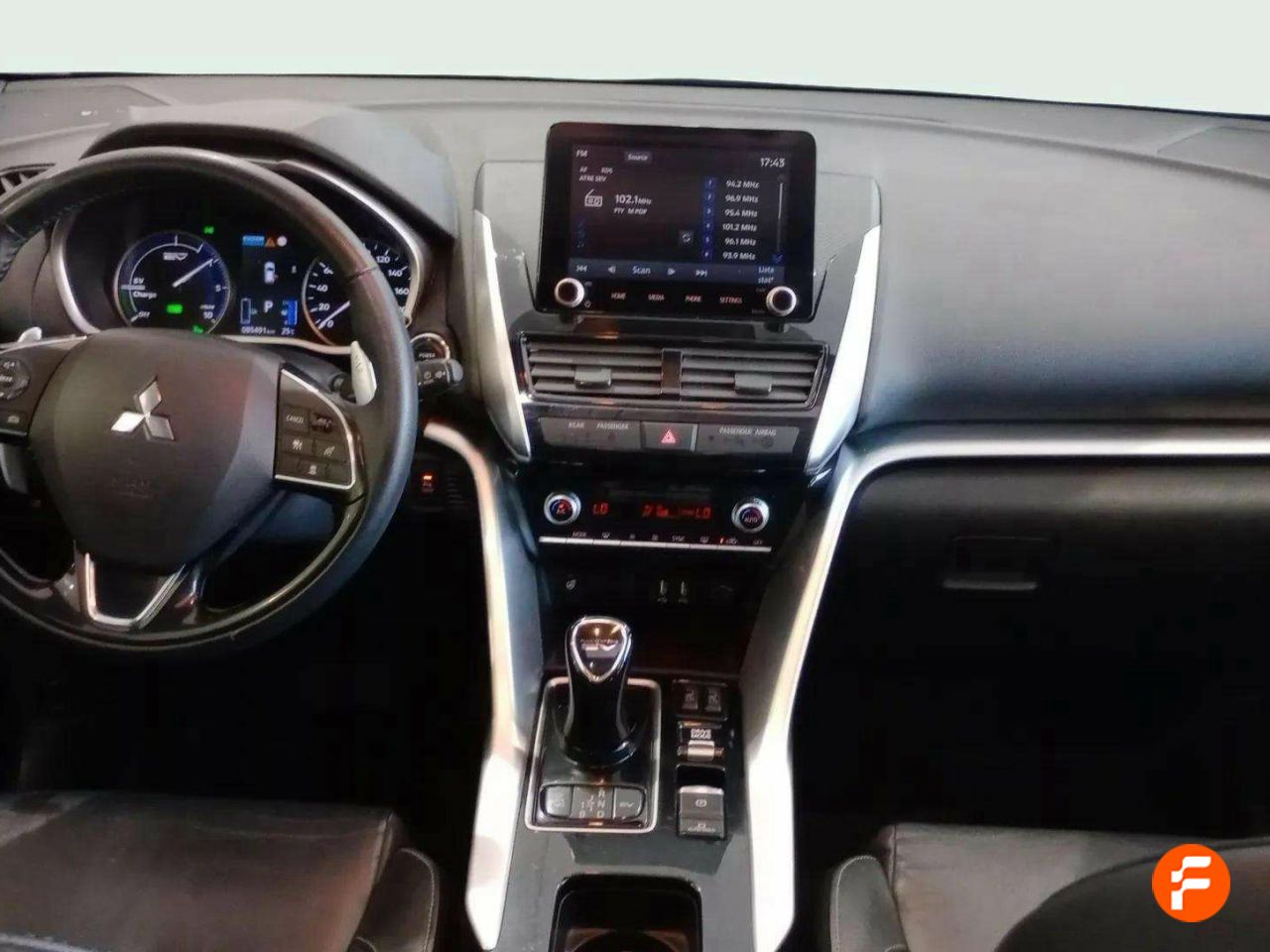 Foto Mitsubishi Eclipse Cross 8