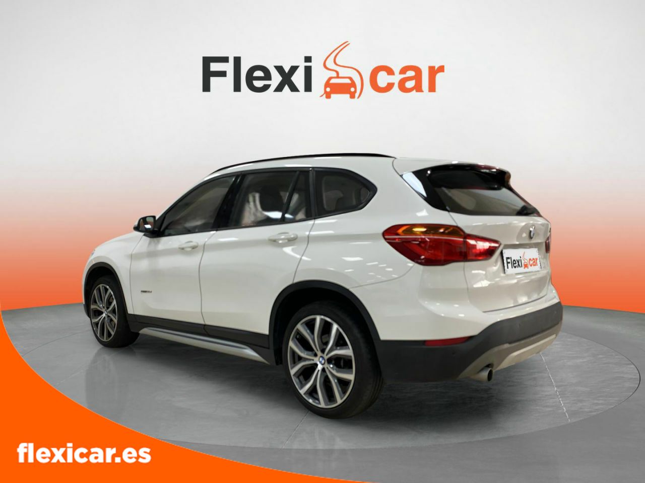 Foto BMW X1 5