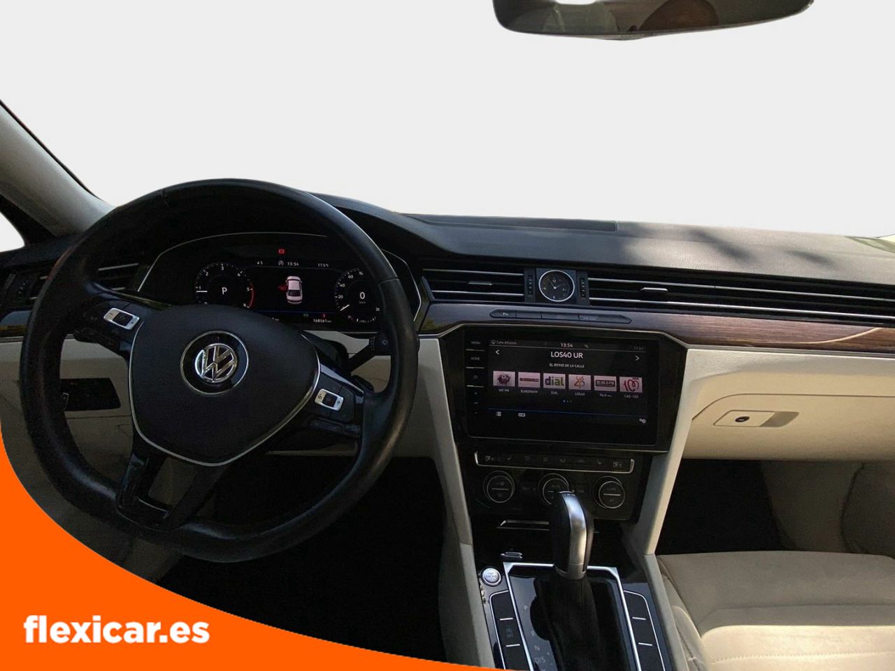 Foto Volkswagen Passat 11