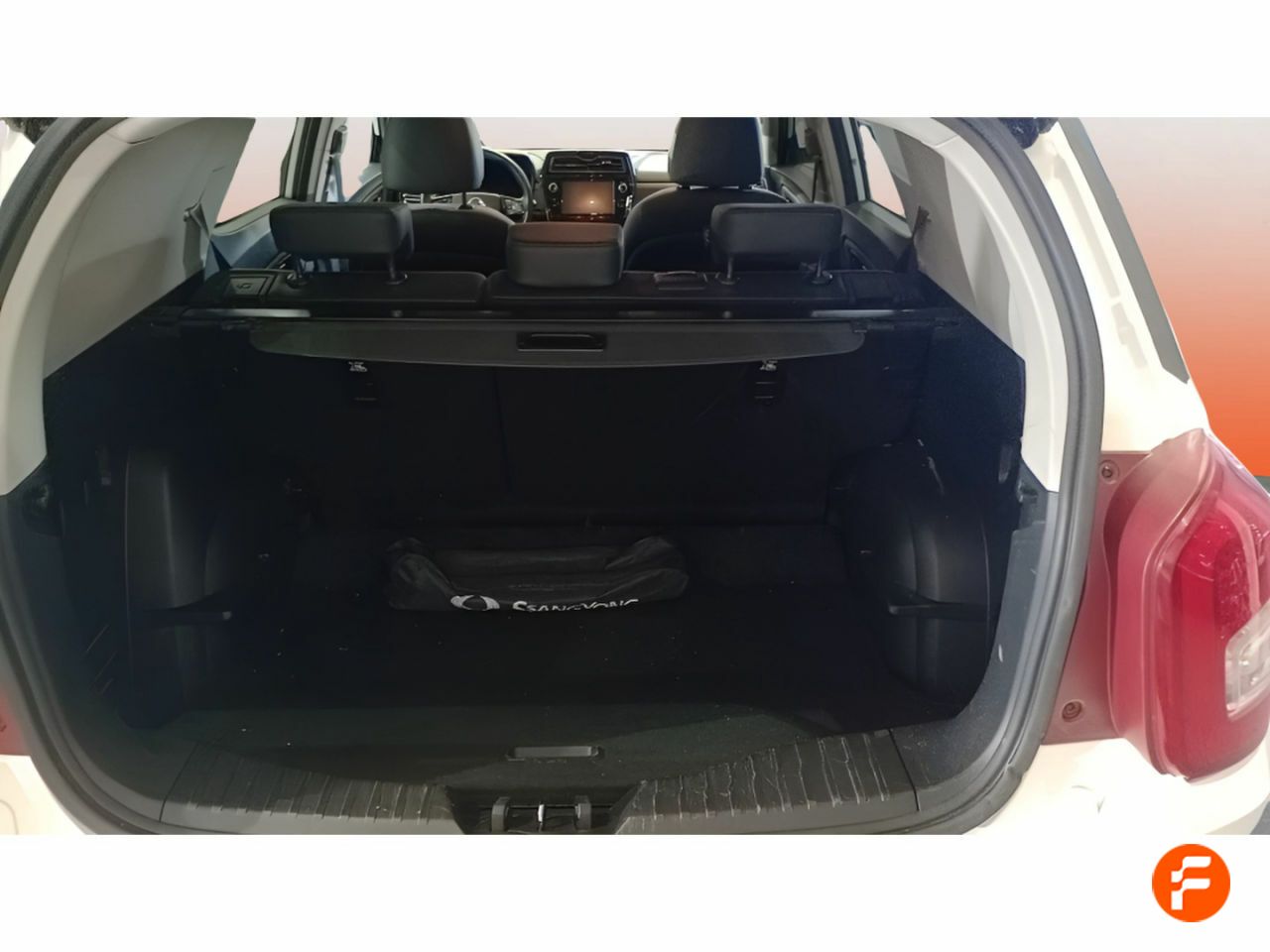 Foto SsangYong Tivoli 9