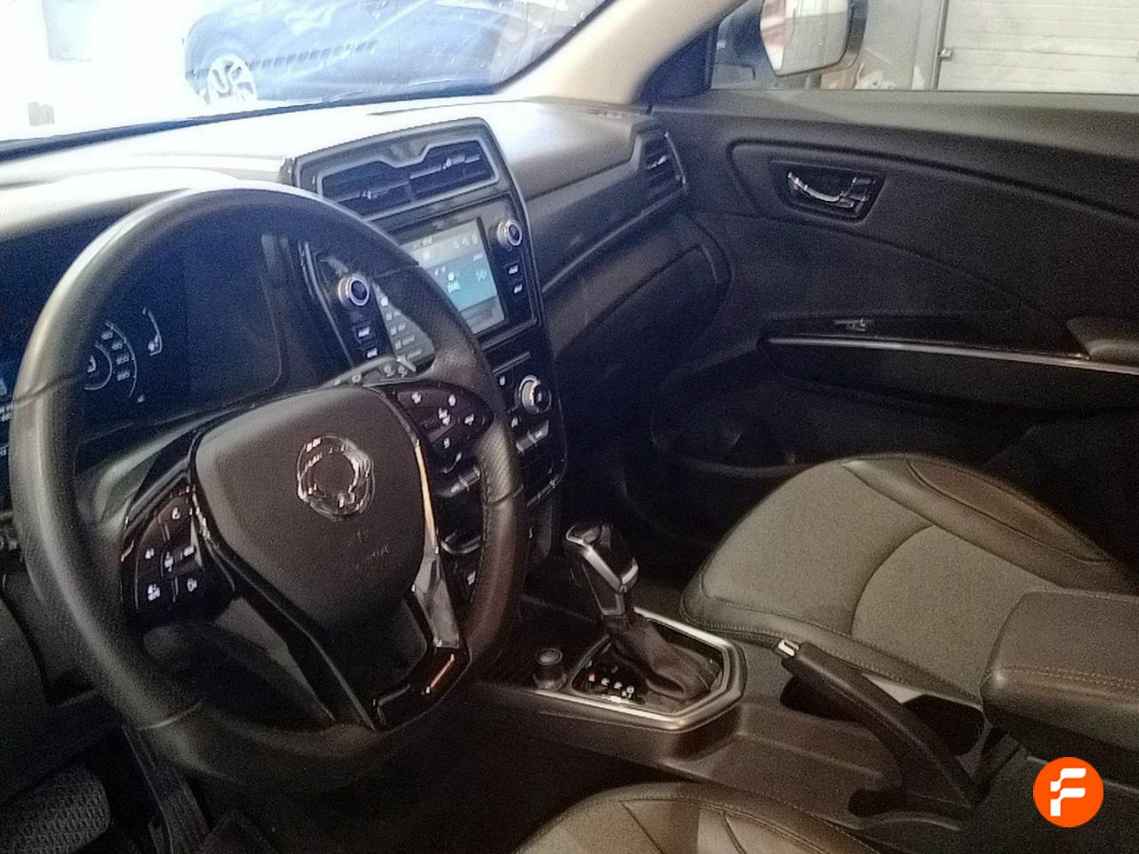 Foto SsangYong Tivoli 28