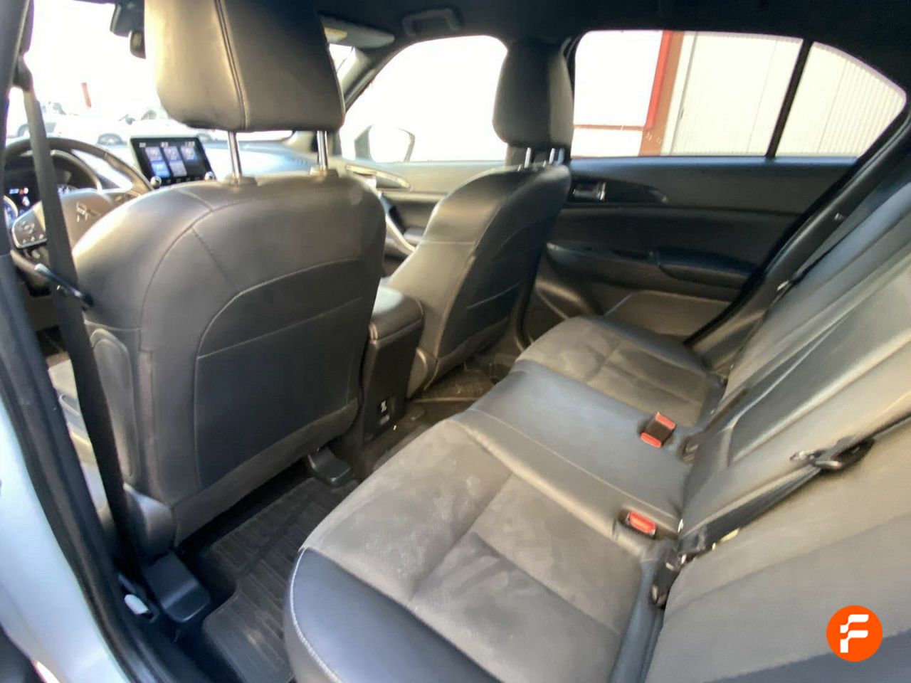Foto Mitsubishi Eclipse Cross 14