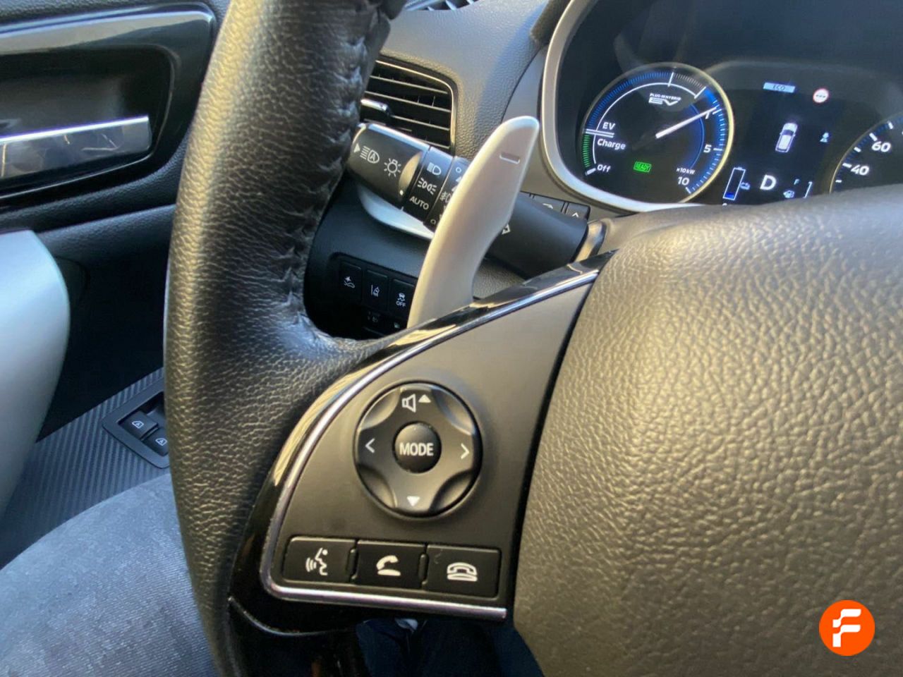 Foto Mitsubishi Eclipse Cross 25