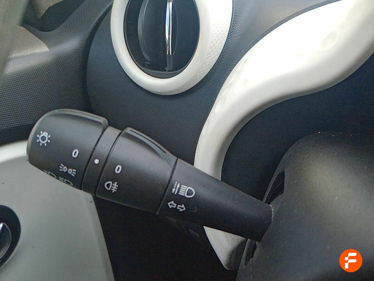 Foto Renault Twingo 16