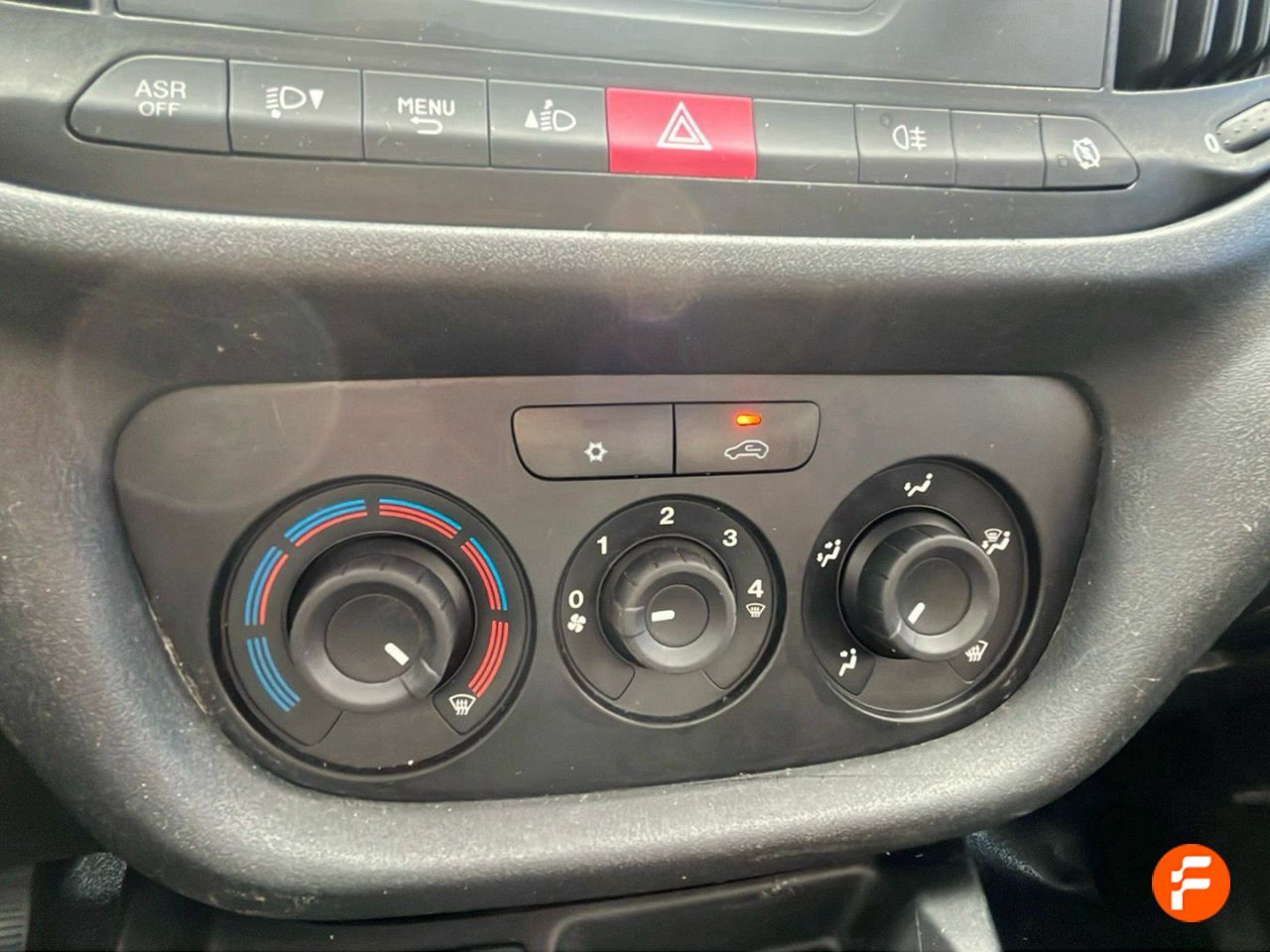 Foto Fiat Doblo 23
