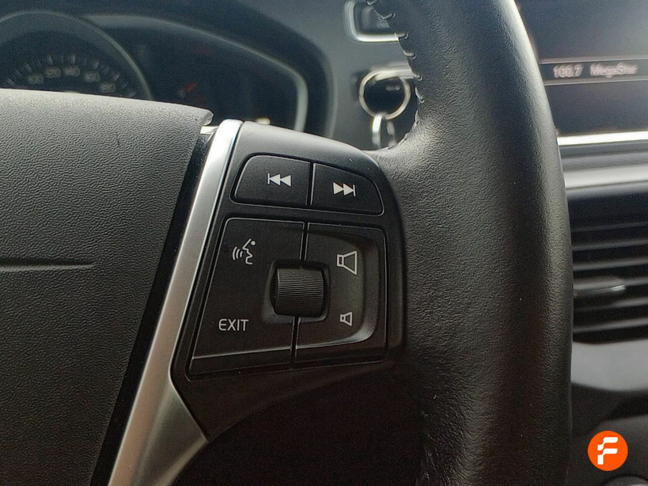 Foto Volvo V40 14