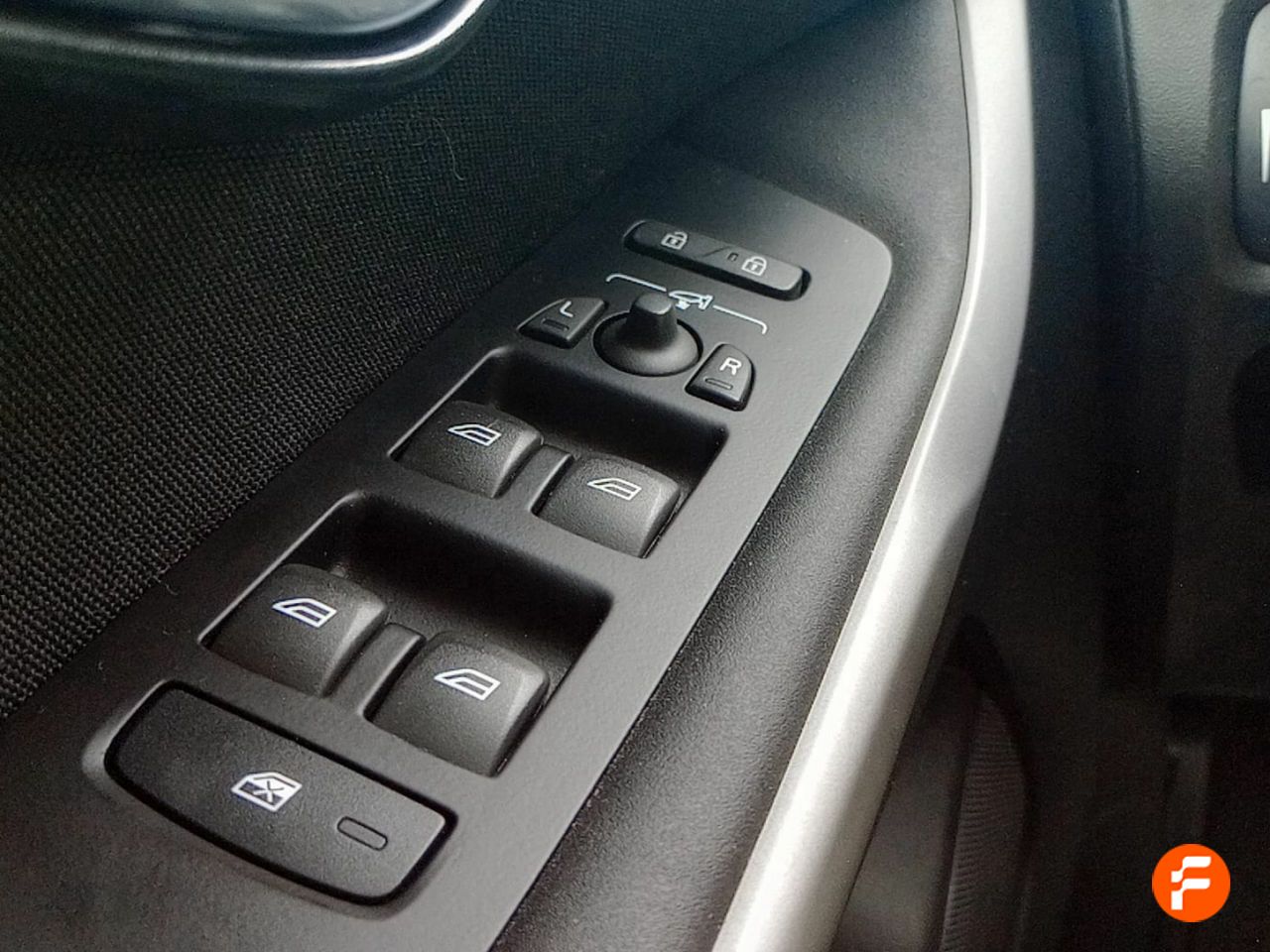 Foto Volvo V40 17