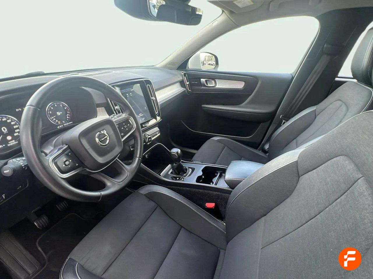 Foto Volvo XC40 10