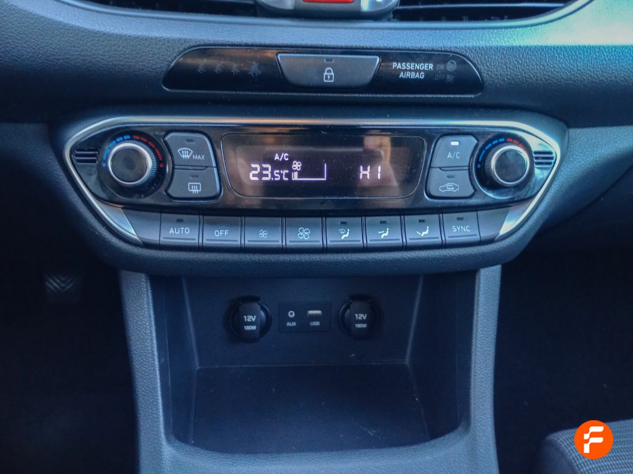 Foto Hyundai i30 24