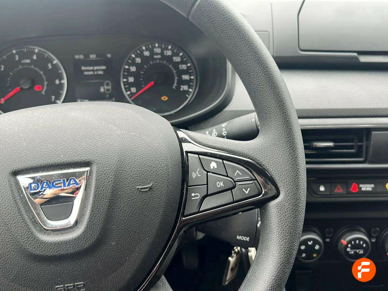 Foto Dacia Sandero 15