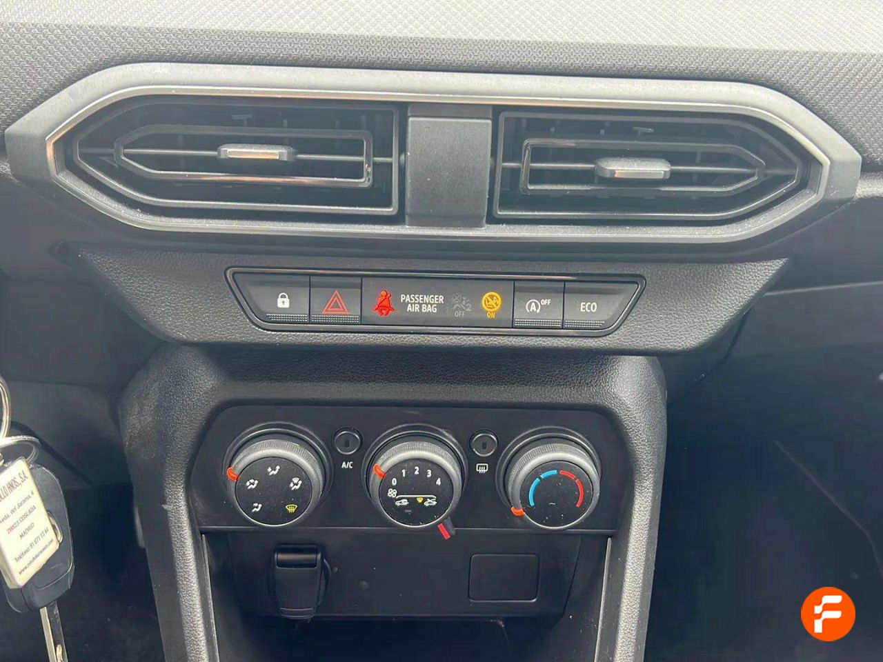 Foto Dacia Sandero 18
