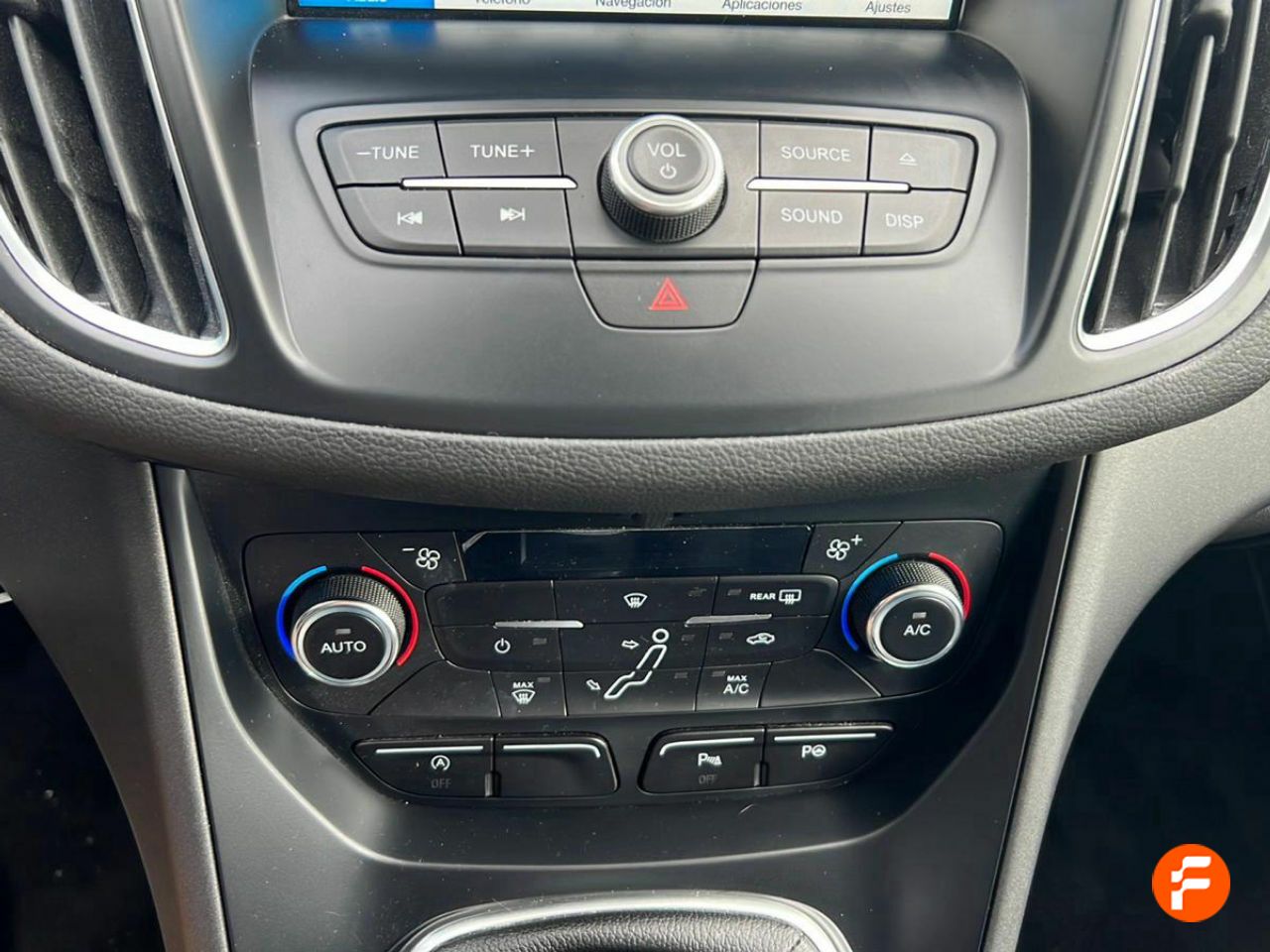 Foto Ford C-Max 19