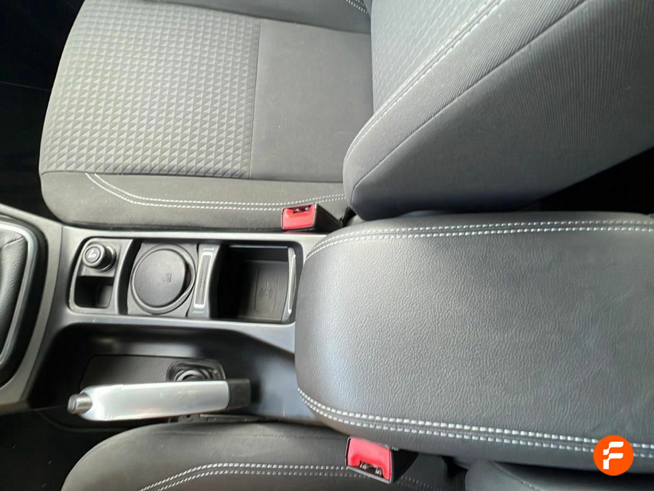 Foto Ford C-Max 23