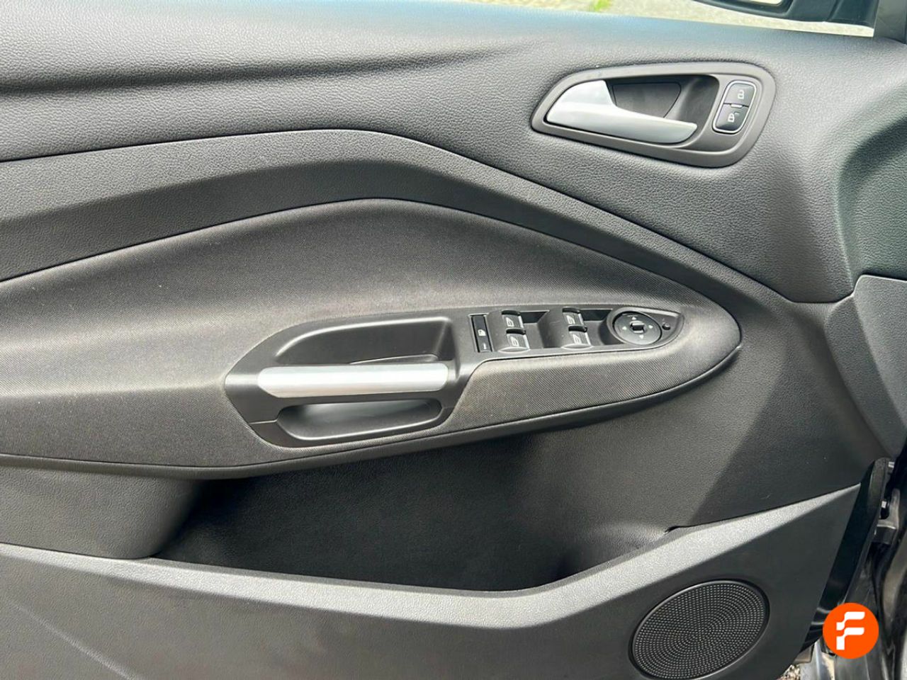 Foto Ford C-Max 24