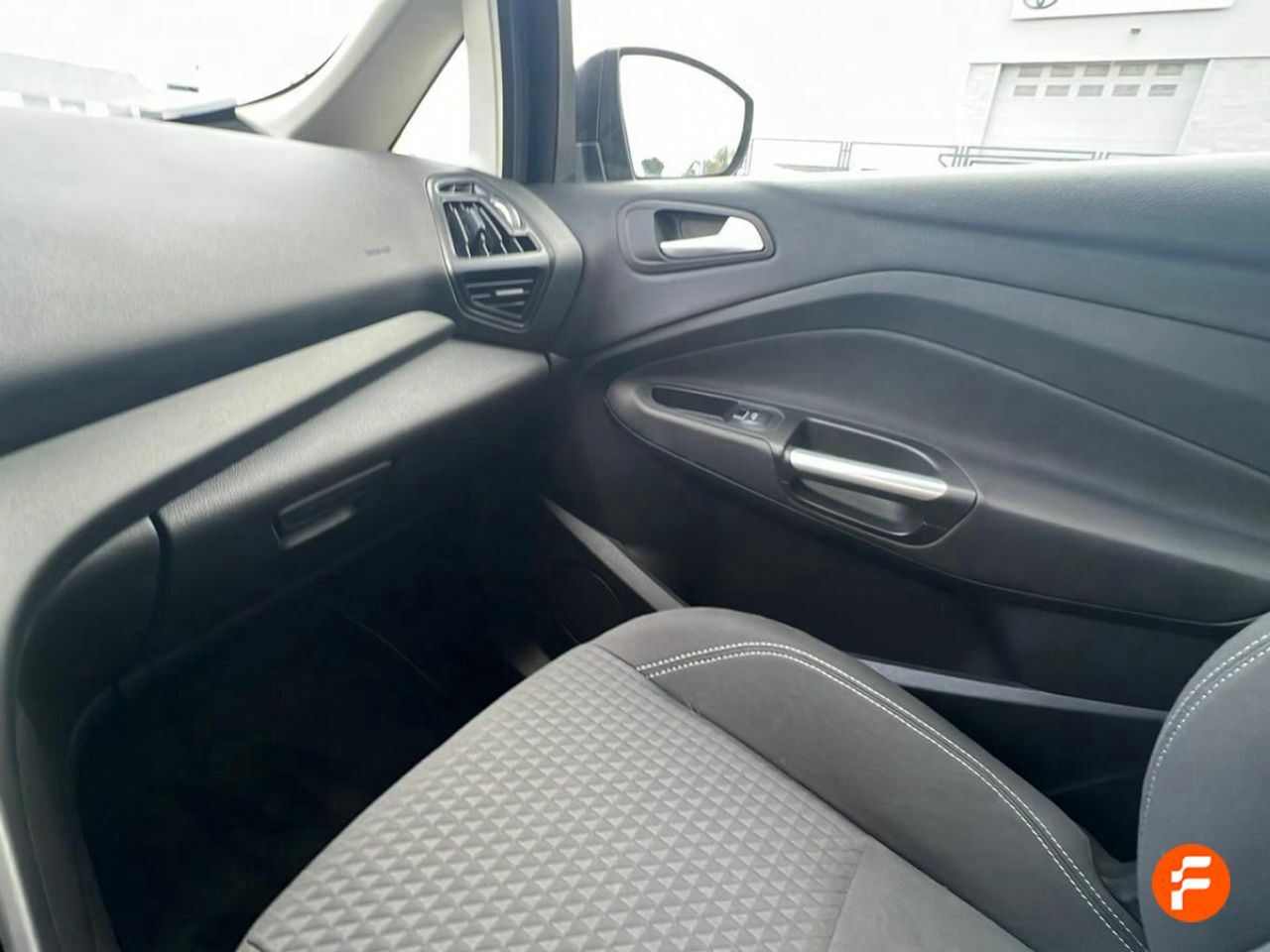 Foto Ford C-Max 26
