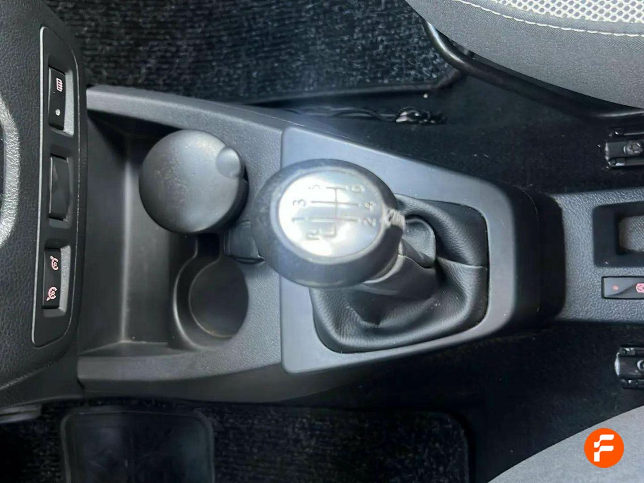 Foto Dacia Lodgy 21