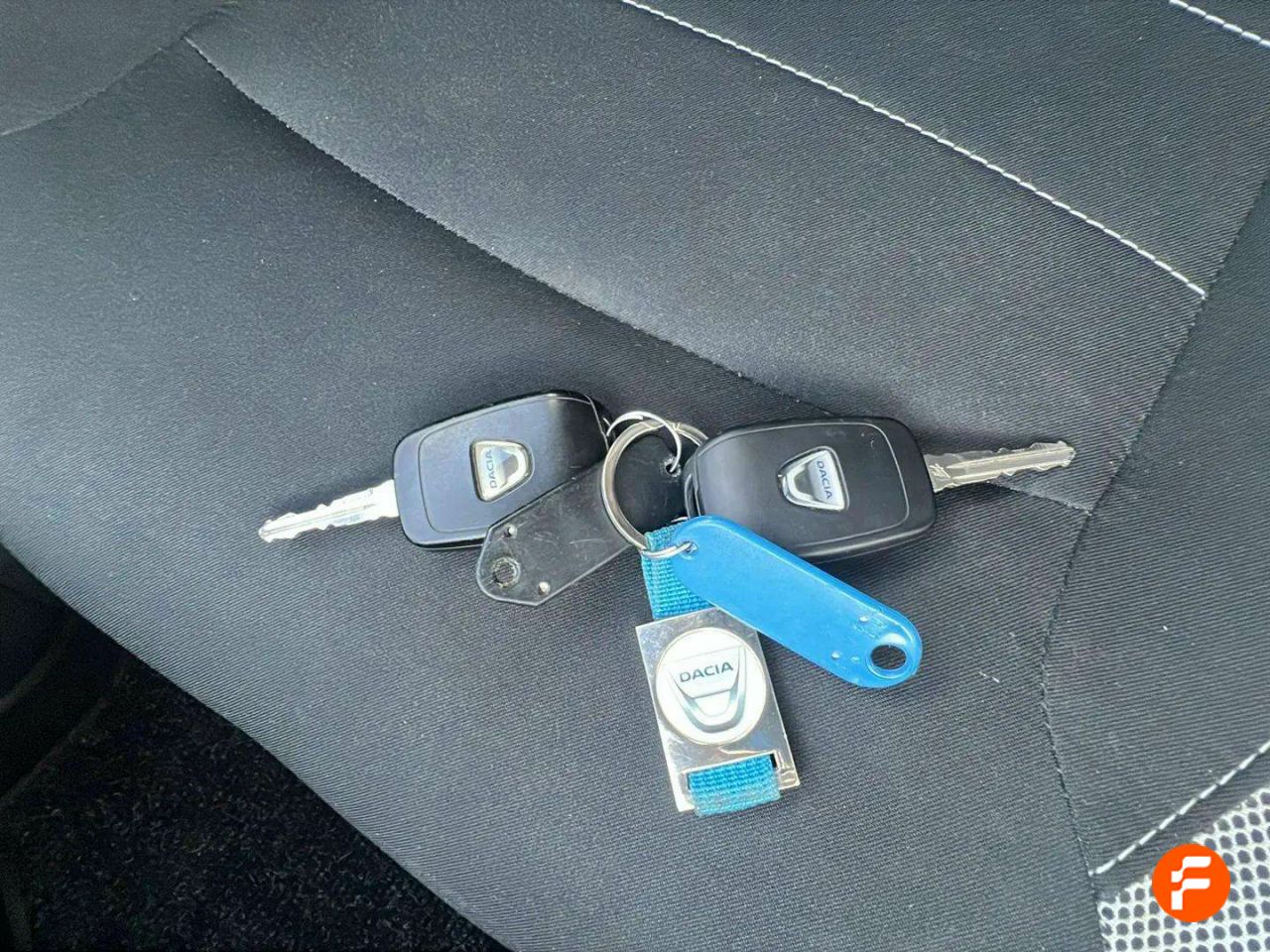Foto Dacia Lodgy 28