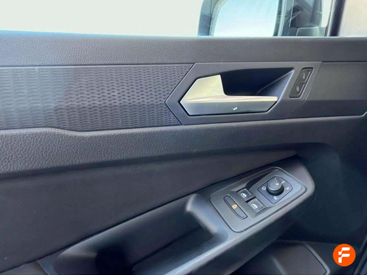 Foto Ford Tourneo Connect 16