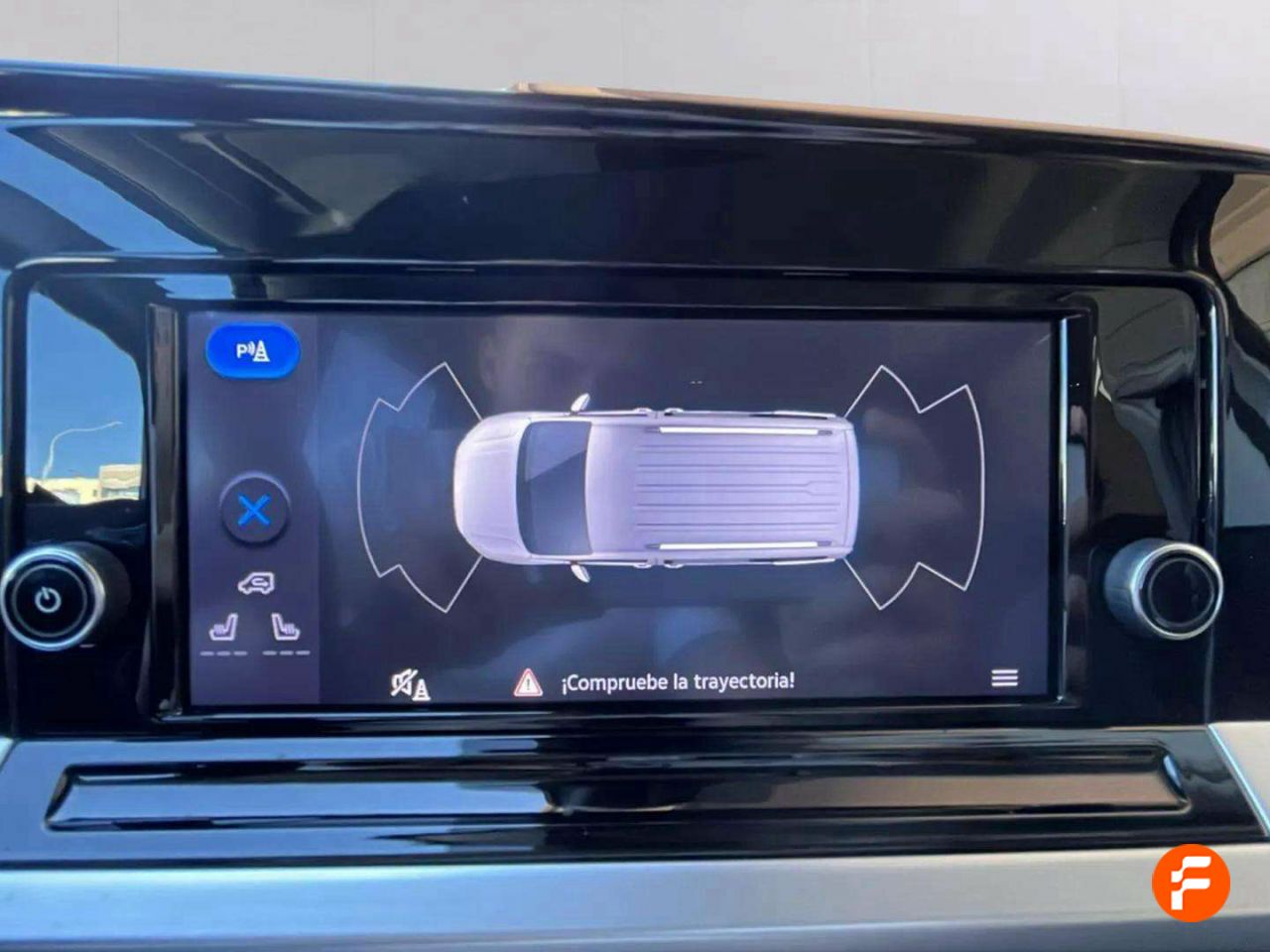 Foto Ford Tourneo Connect 19