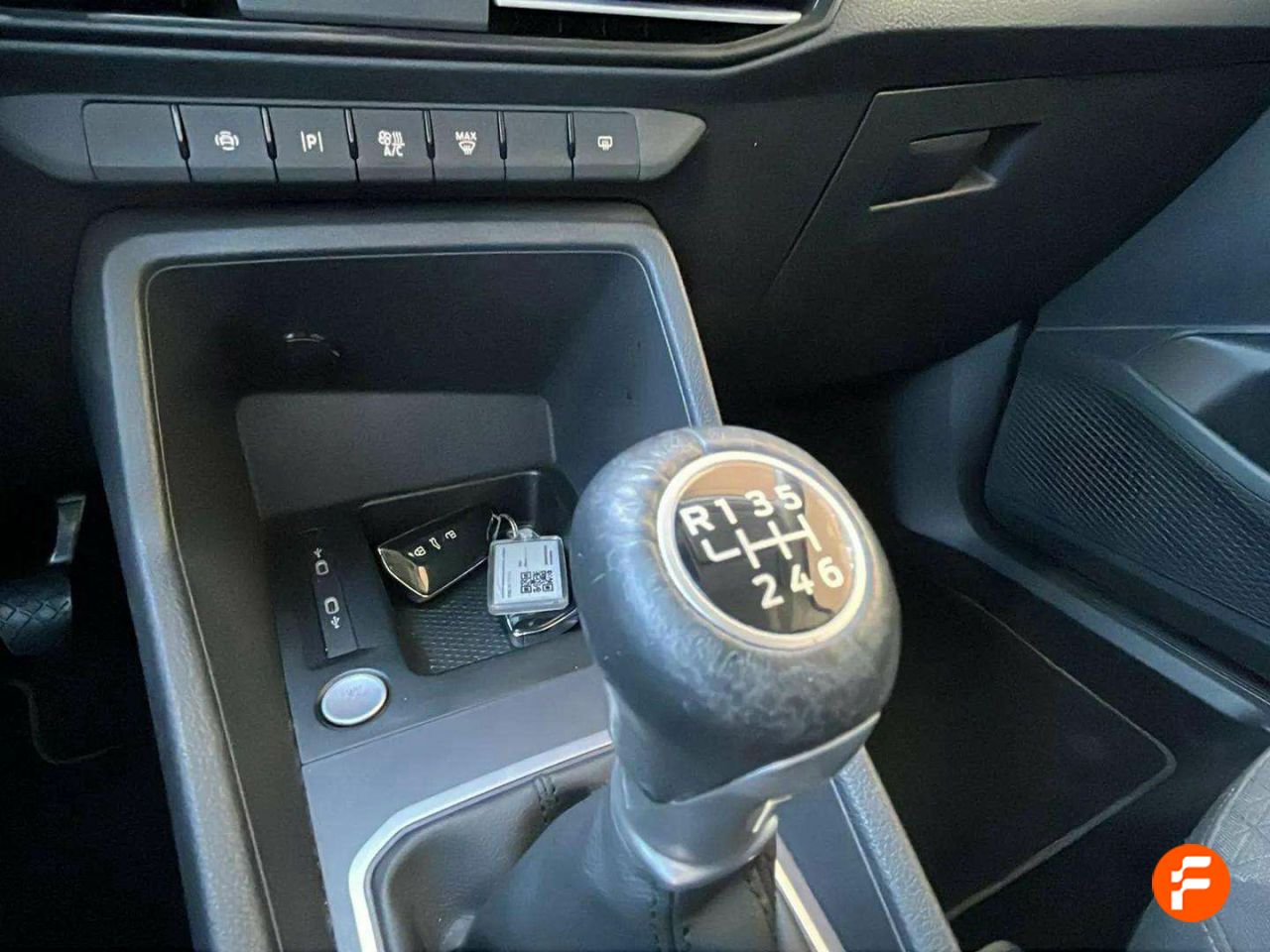 Foto Ford Tourneo Connect 21