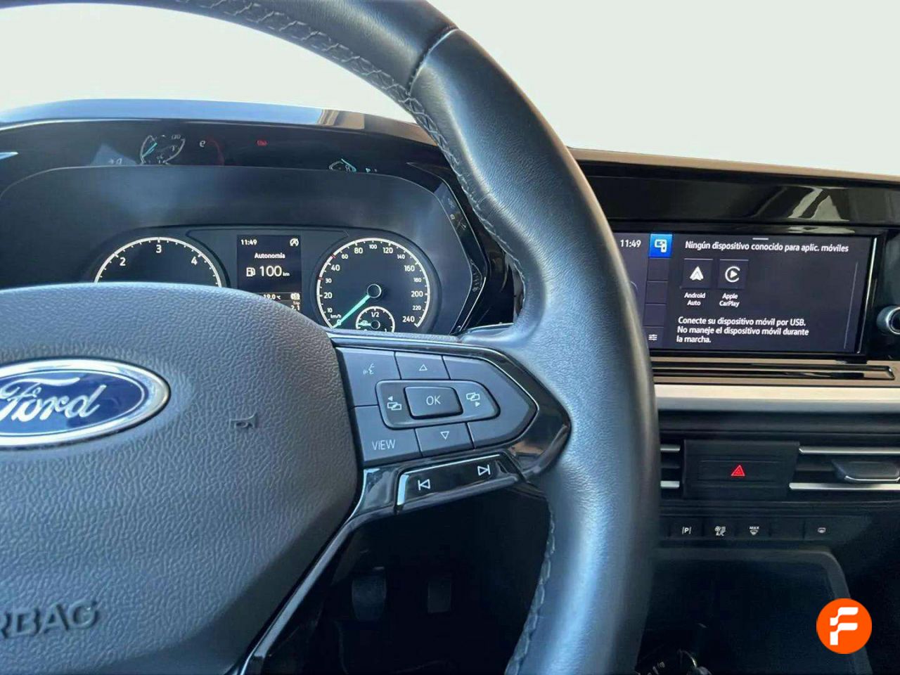 Foto Ford Tourneo Connect 26