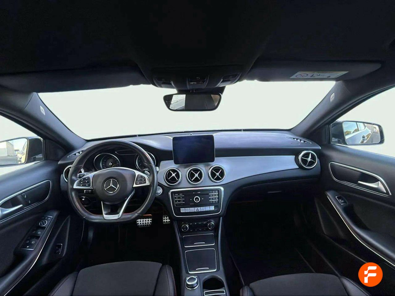 Foto Mercedes-Benz Clase GLA 7