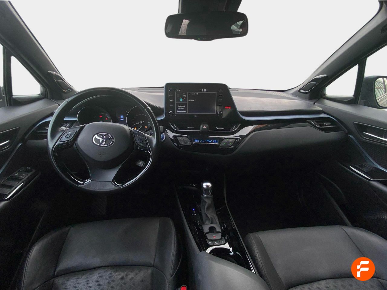 Foto Toyota C-HR 13