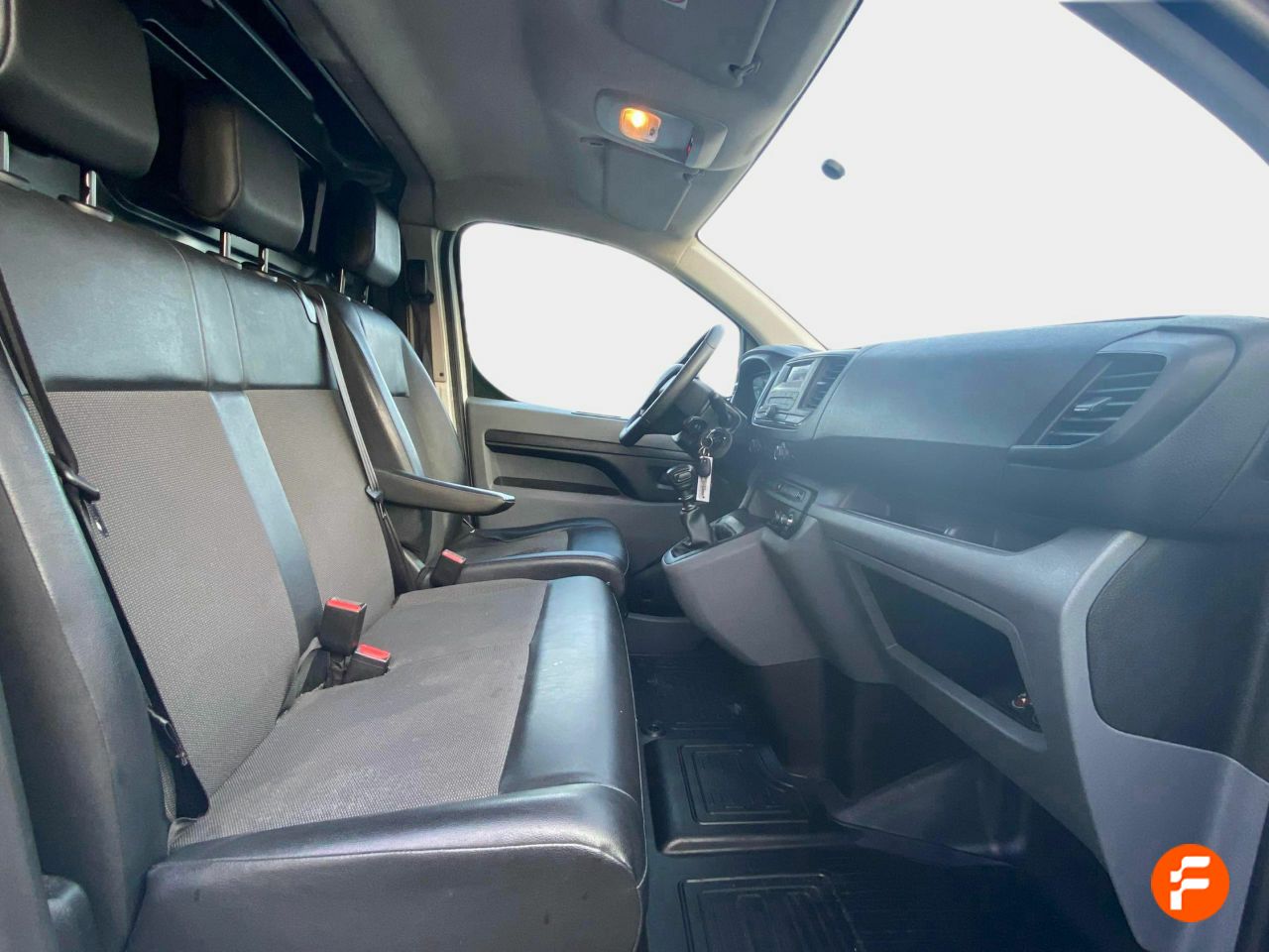 Foto Toyota Proace 16