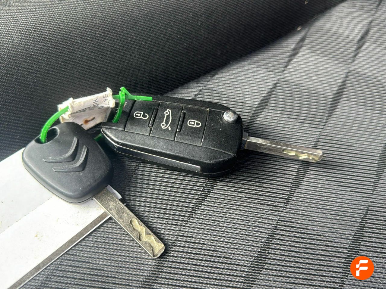 Foto Citroën C-Elysèe 13