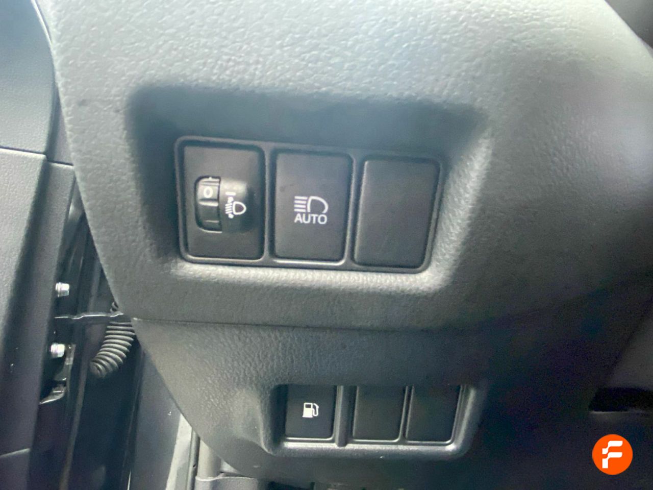 Foto Toyota C-HR 11
