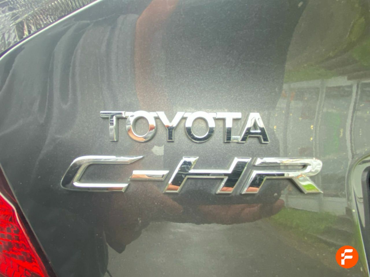 Foto Toyota C-HR 23