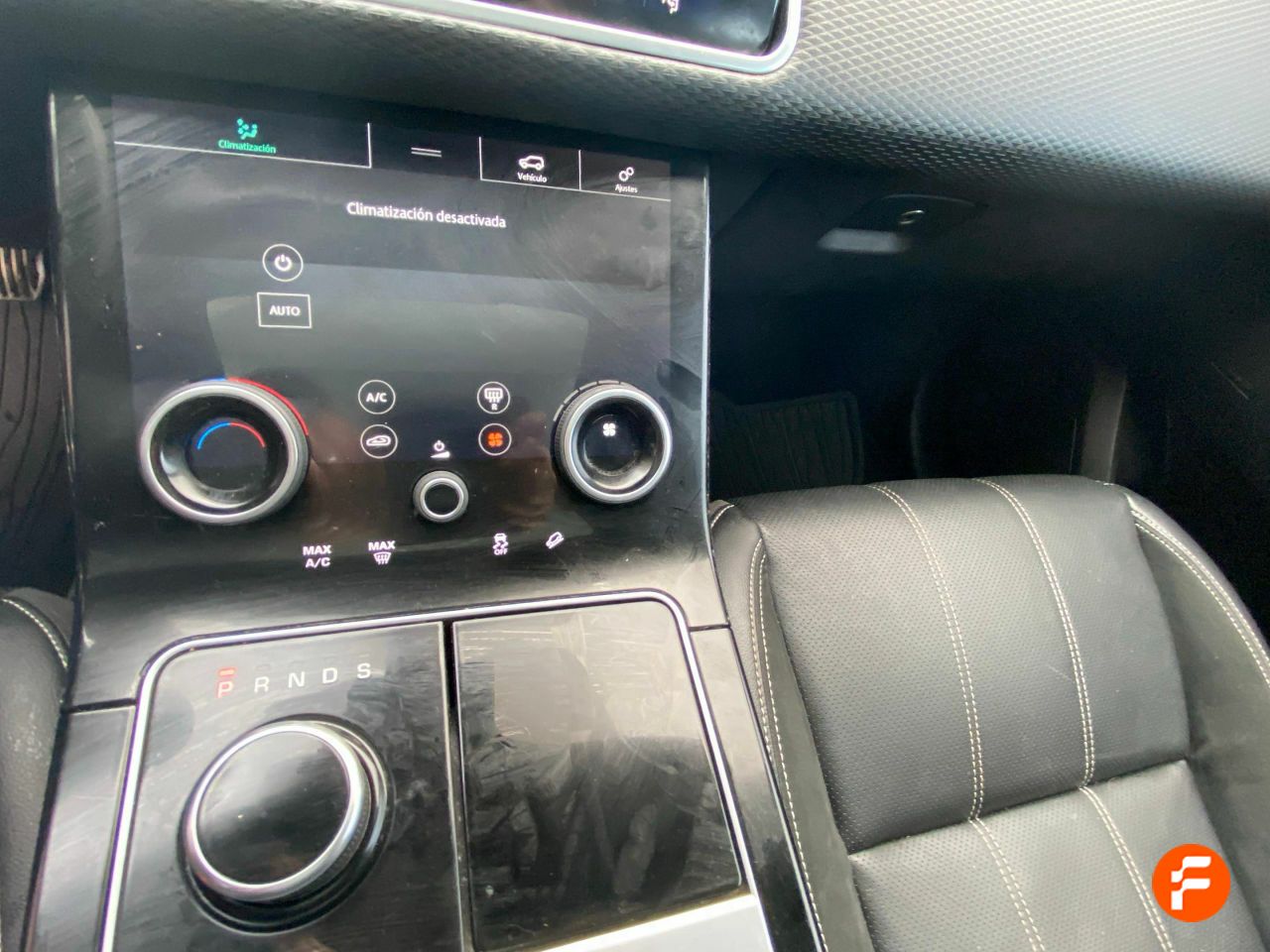 Foto Land-Rover Range Rover Velar 17