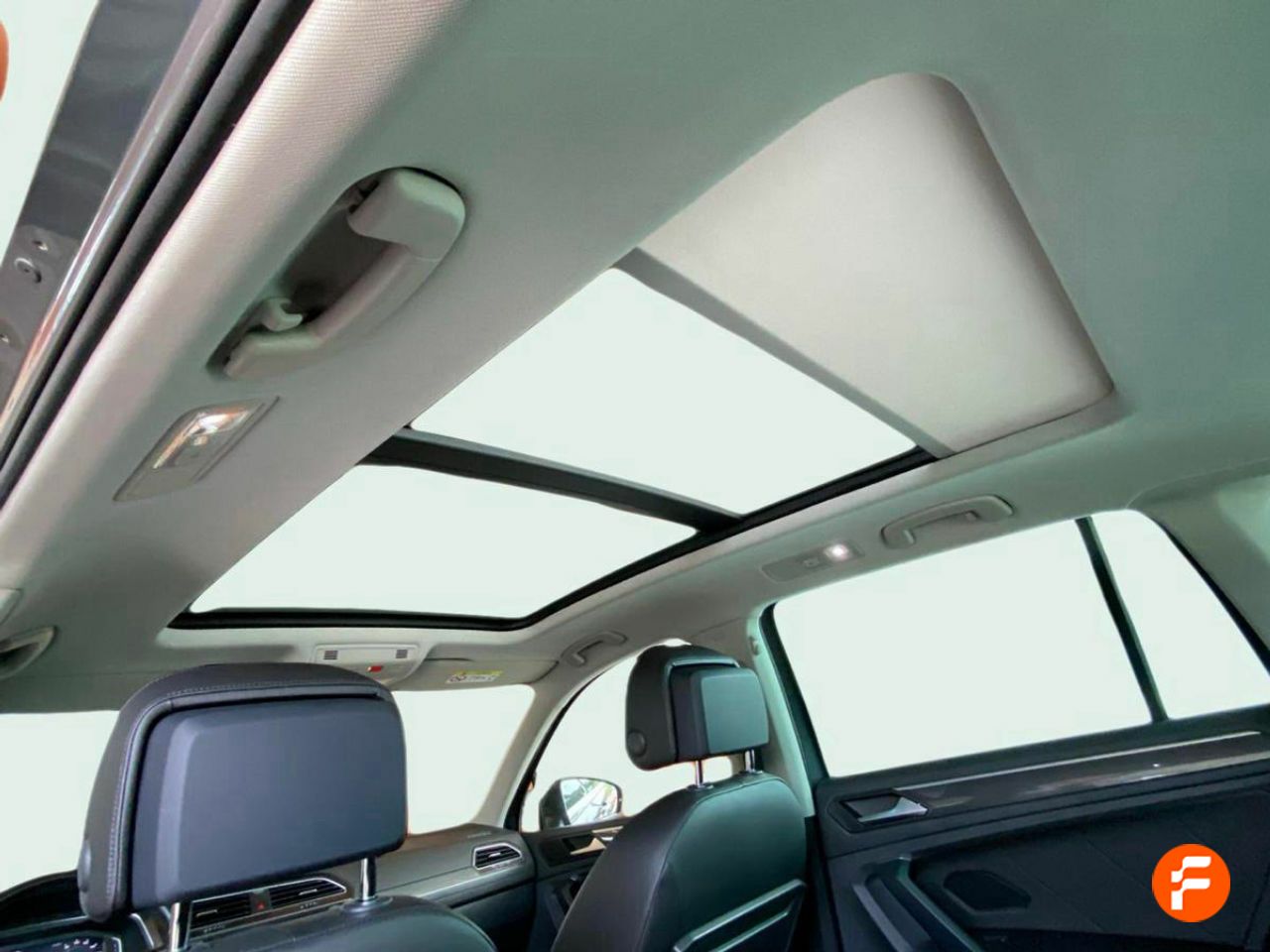 Foto Volkswagen Tiguan 15