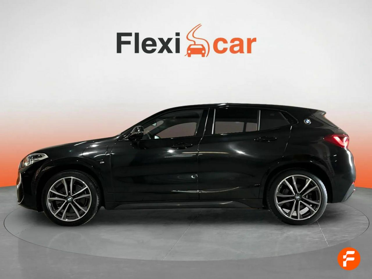 Foto BMW X2 4