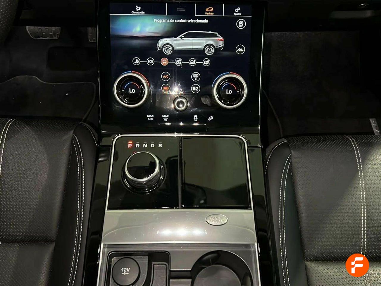 Foto Land-Rover Range Rover Velar 18