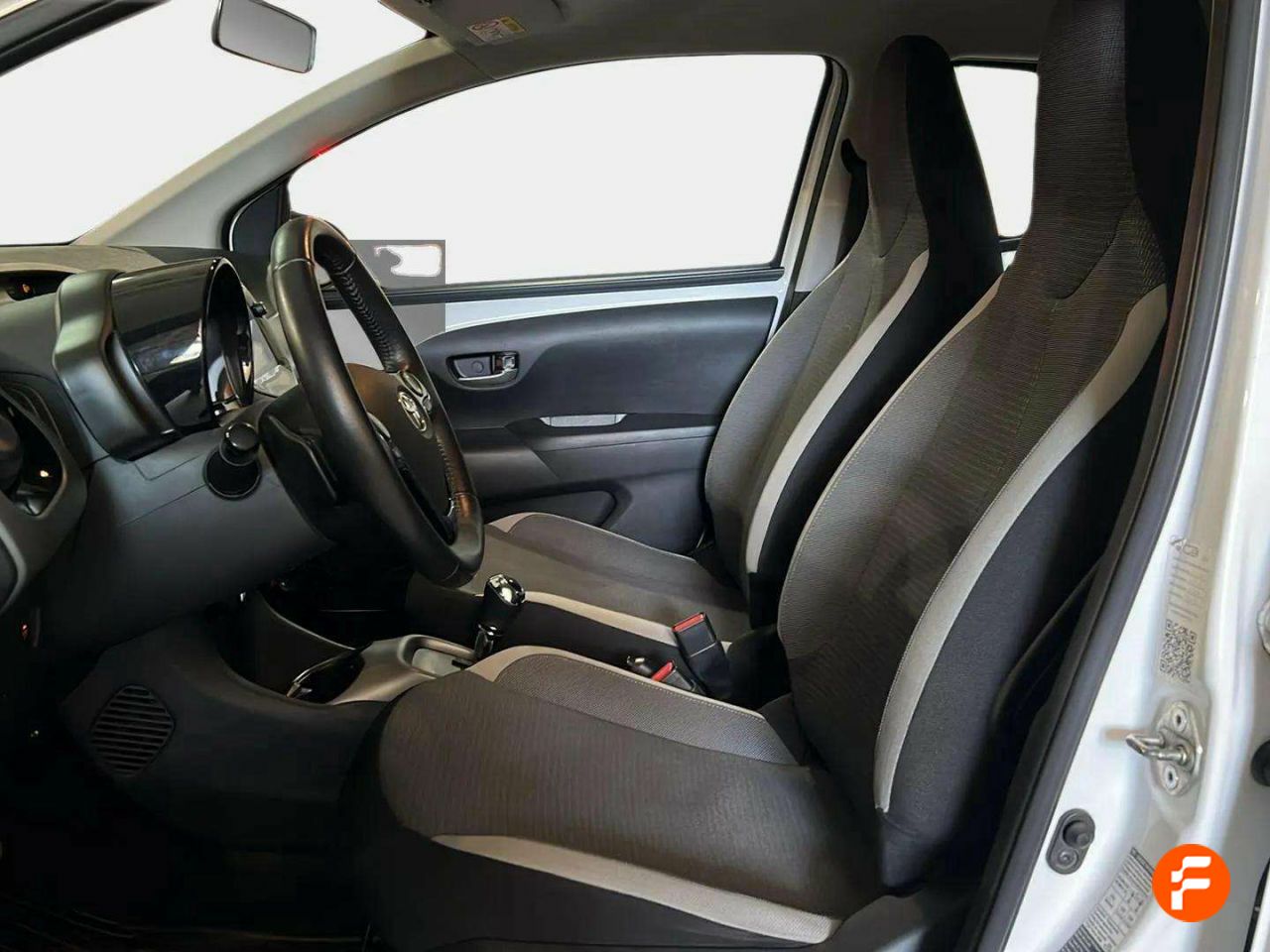 Foto Toyota Aygo 10