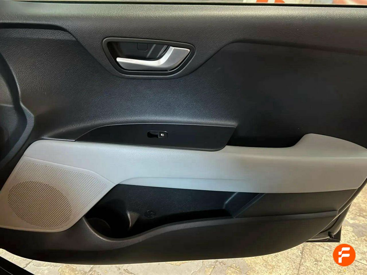 Foto Kia Stonic 22